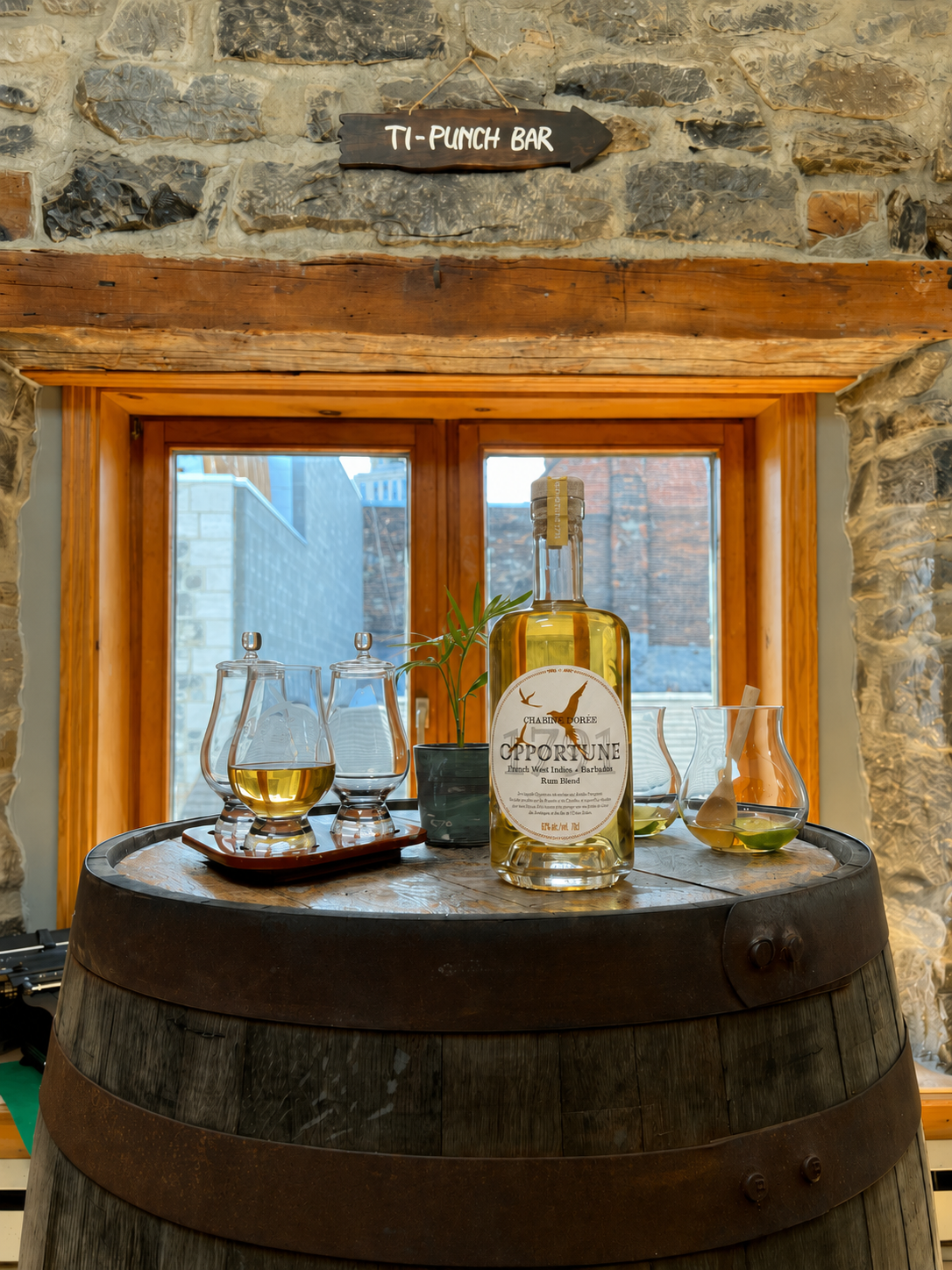 Chabine Dorée - F.W.I ● Barbados - Rum Blend 63°